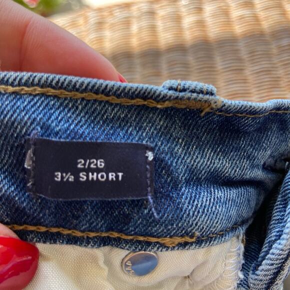 Gap Womens Shorts Size 2 26 Buttonfly 3.5" Denim Destructed Medium Wash Stretch - Picture 7 of 8
